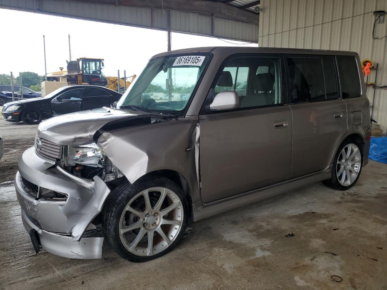 2004 TOYOTA SCION