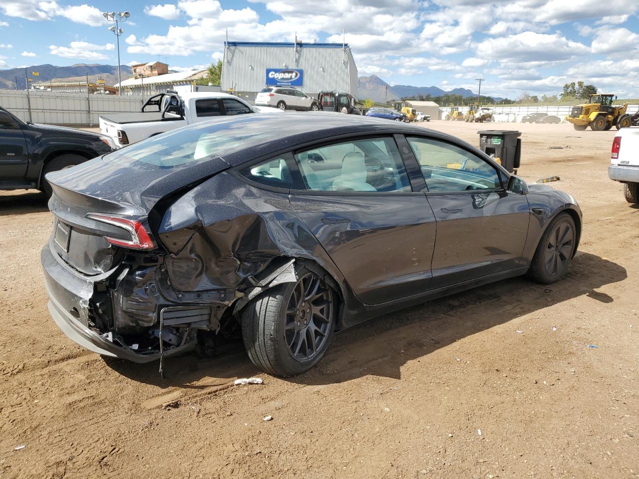 2025 TESLA MODEL 3