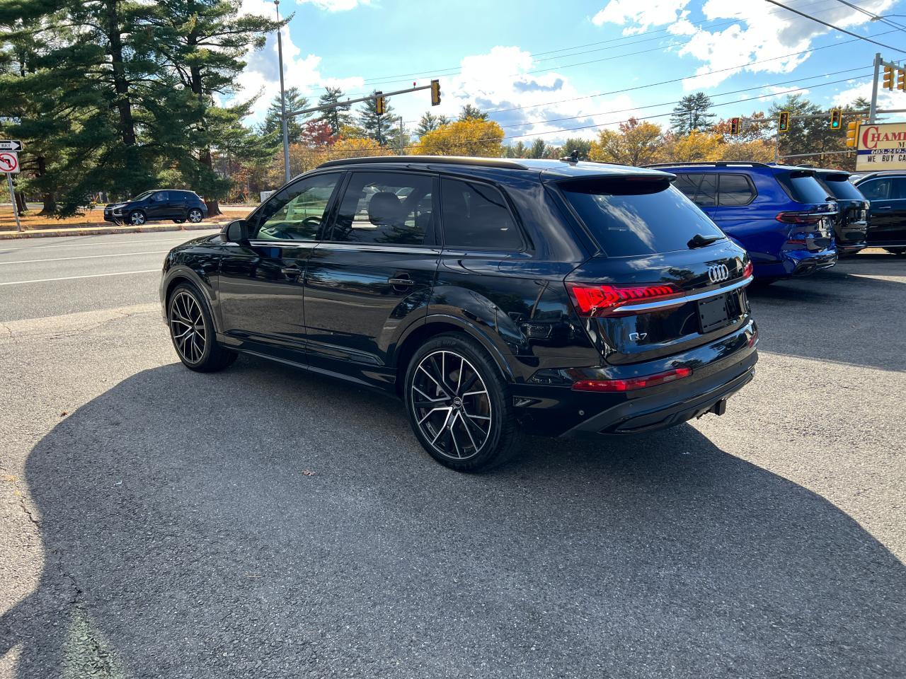 2021 AUDI Q7