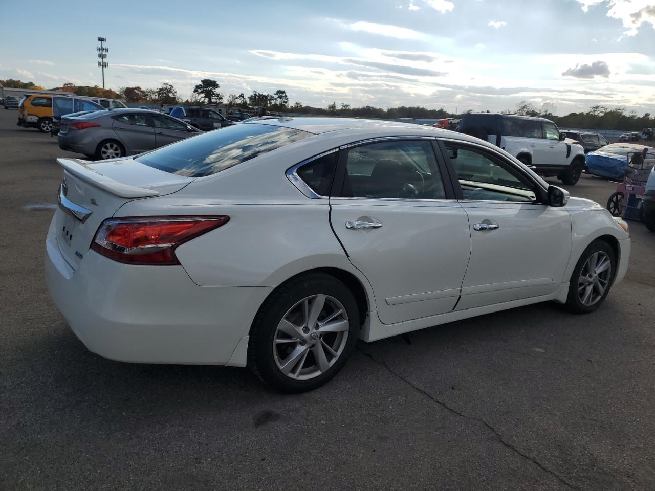 2013 NISSAN ALTIMA