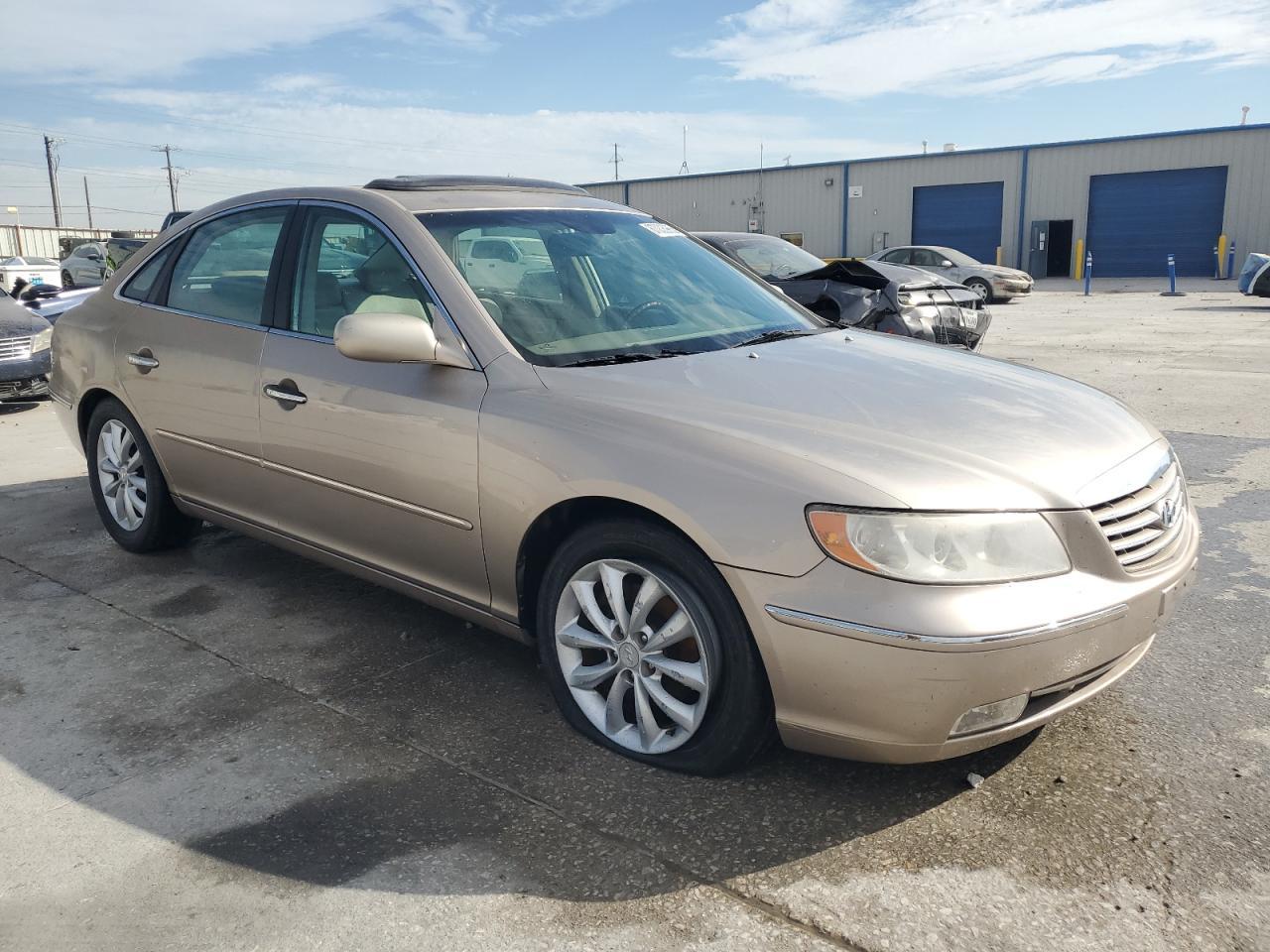 2006 HYUNDAI Azera
