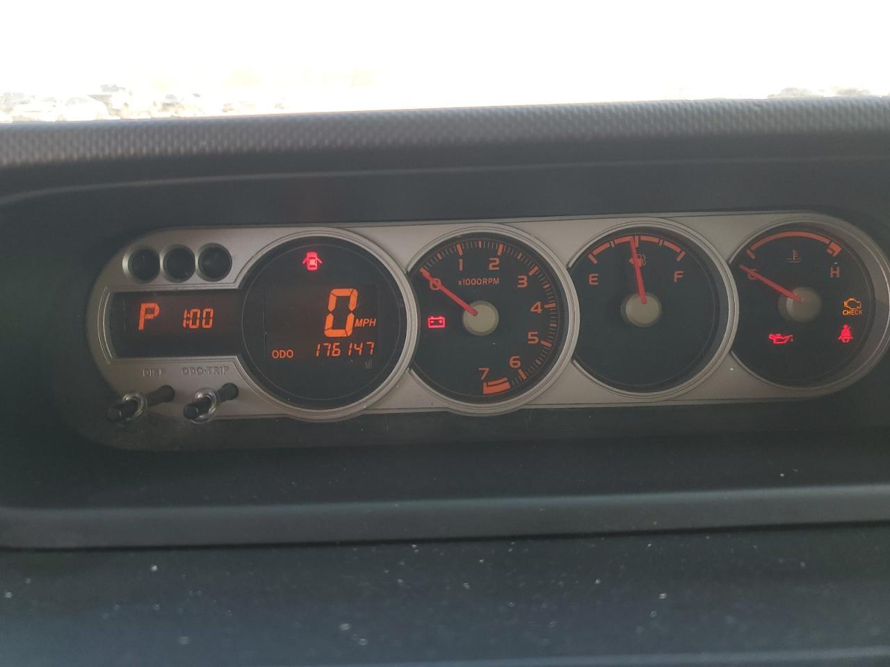 2010 TOYOTA SCION