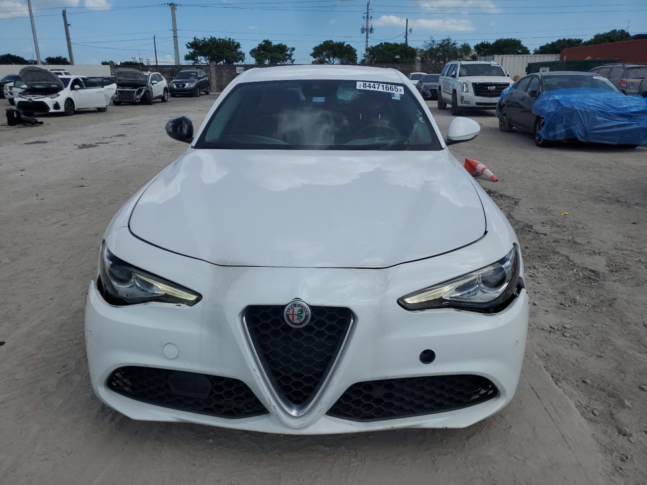 2017 ALFA ROMEO Giulia
