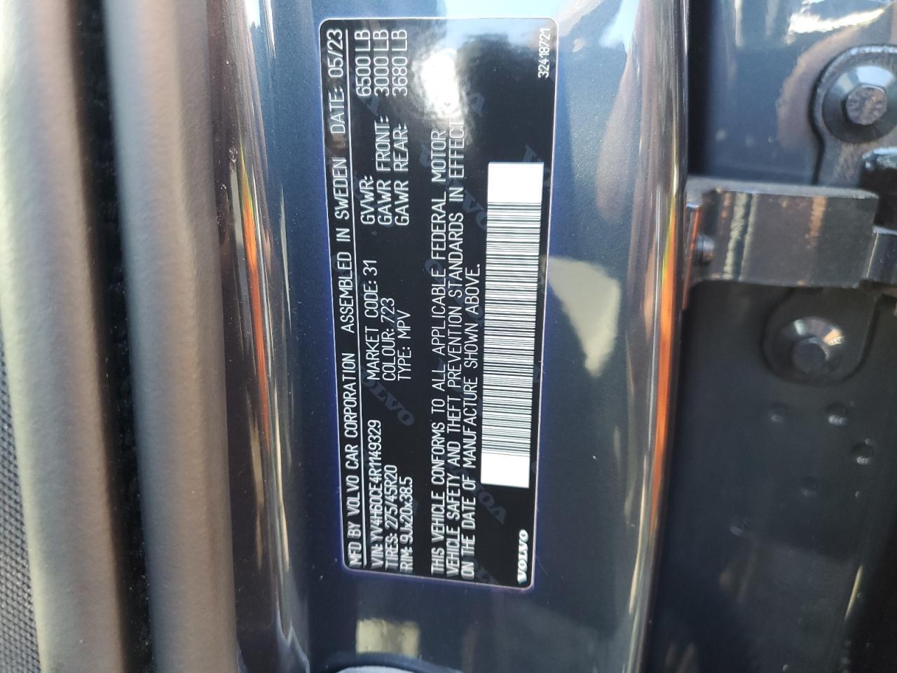 2024 VOLVO XC90