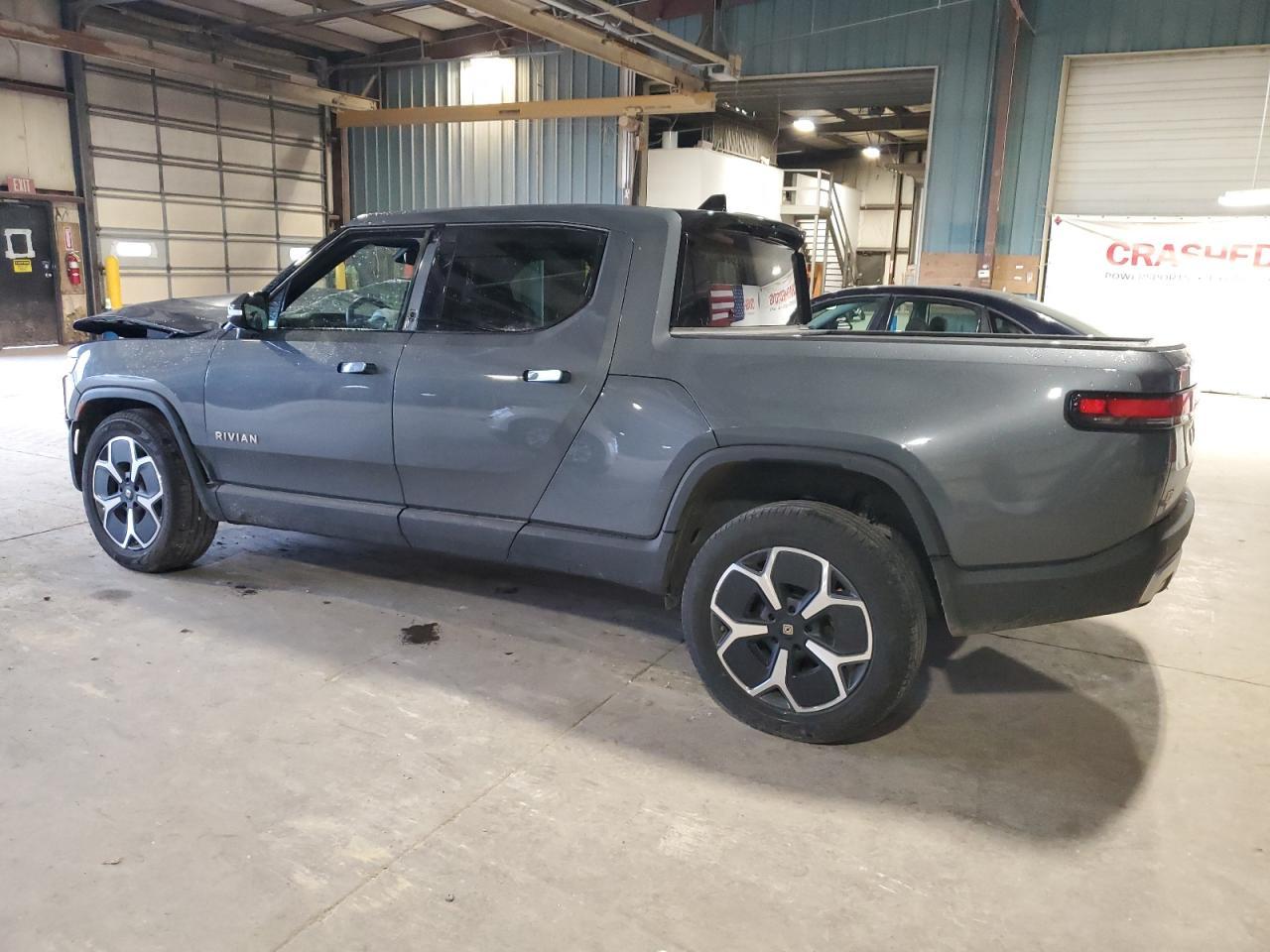 2022 RIVIAN R1t