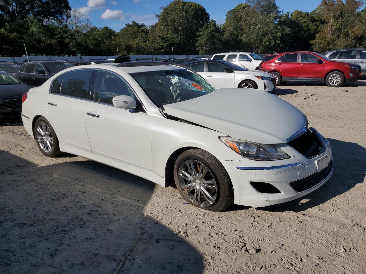 2012 HYUNDAI GENESIS