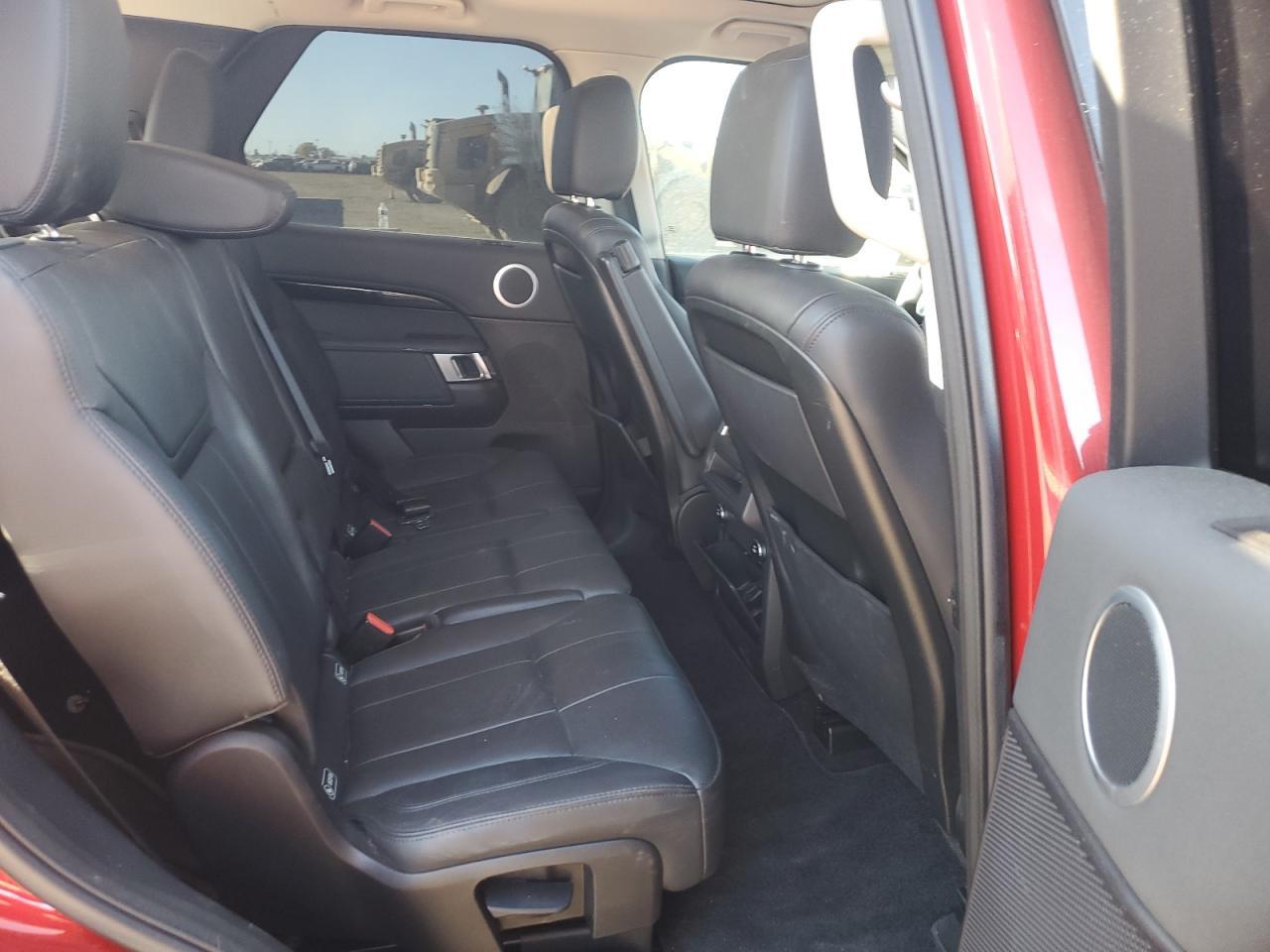 2017 LAND ROVER Discovery