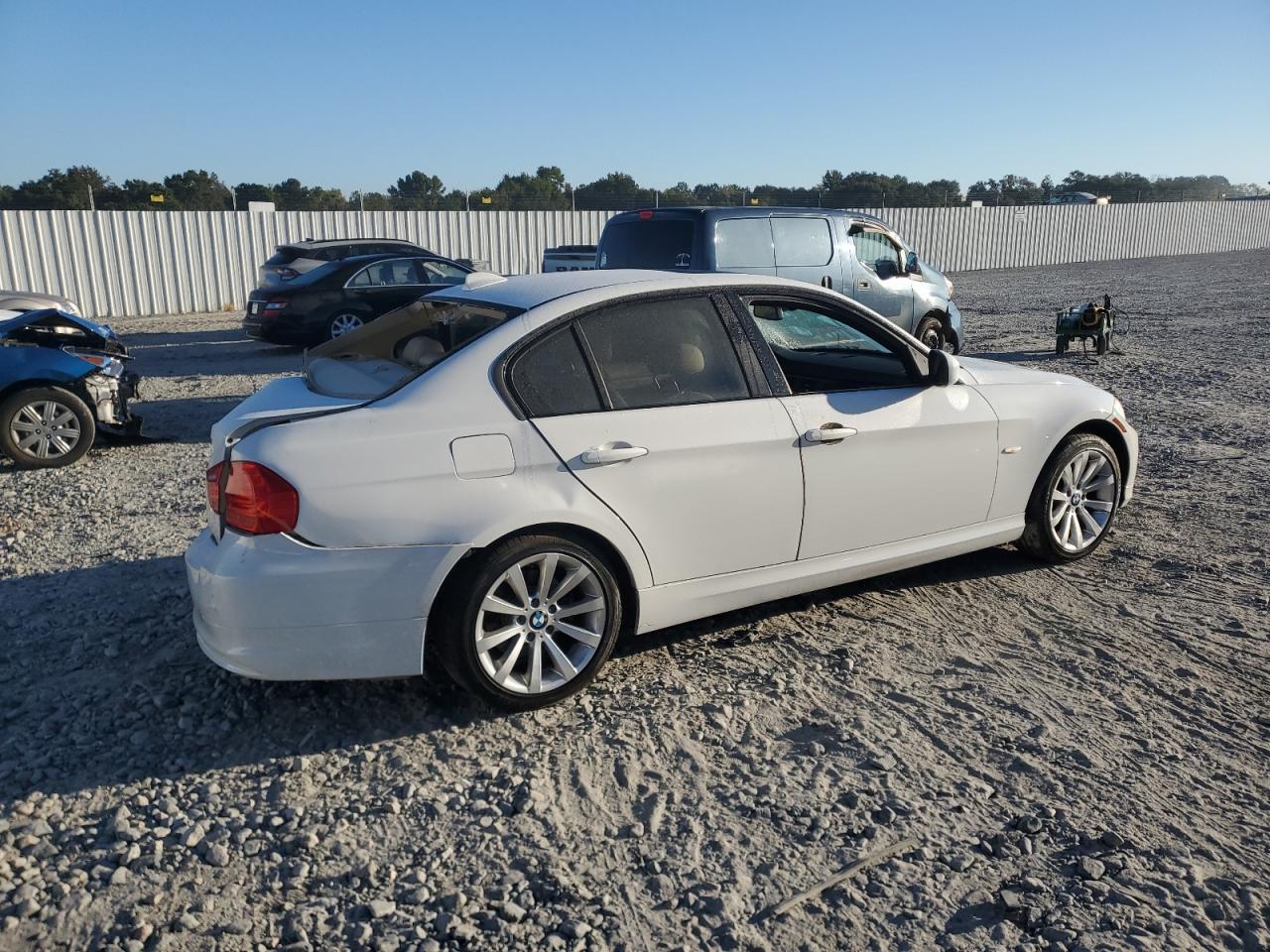 2011 BMW 3 SERIES