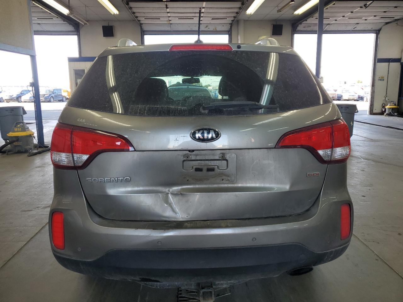 2015 KIA SORENTO