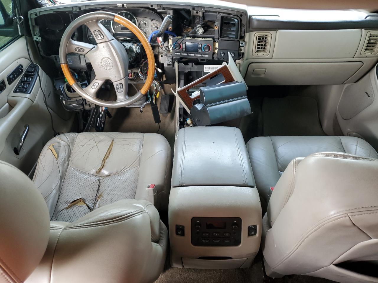 2003 CADILLAC ESCALADE