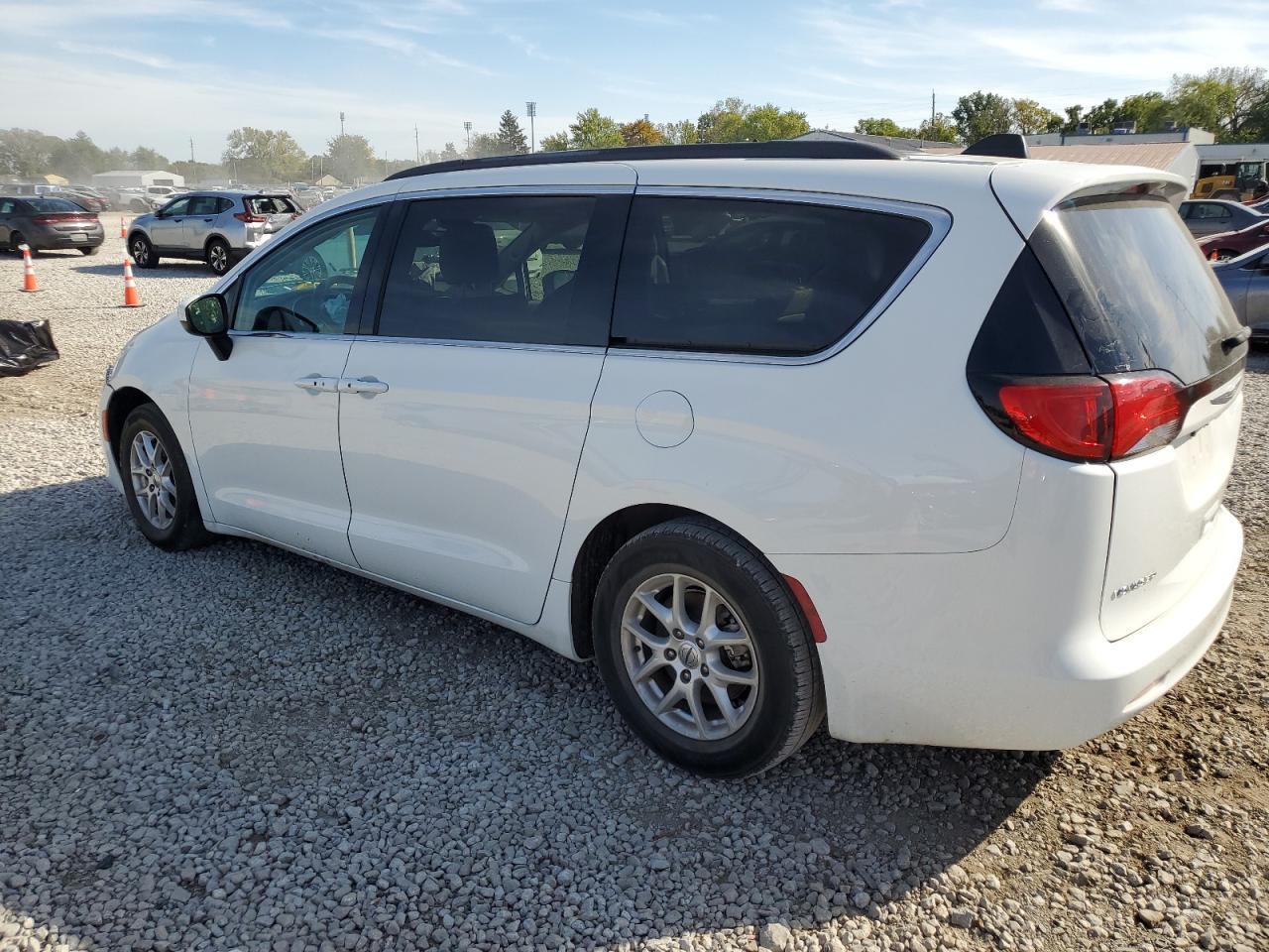 2021 CHRYSLER Voyager