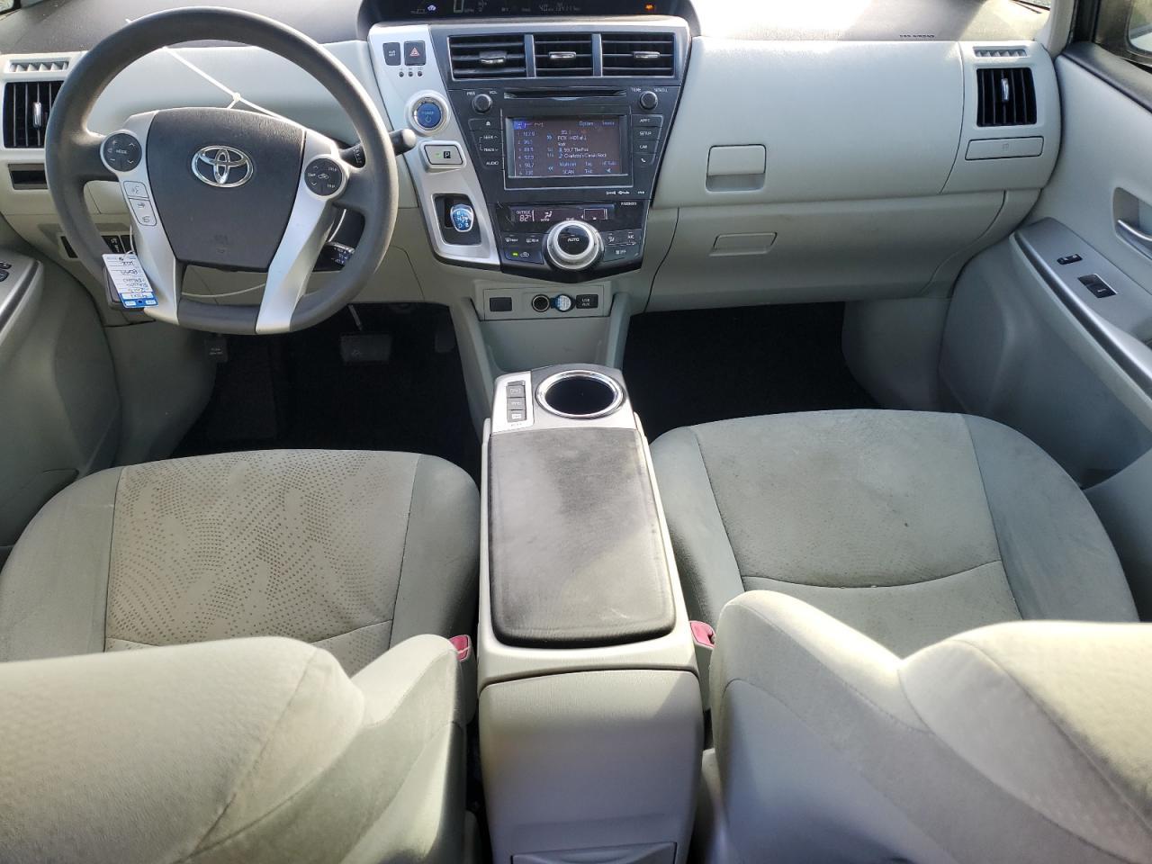 2013 TOYOTA PRIUS V