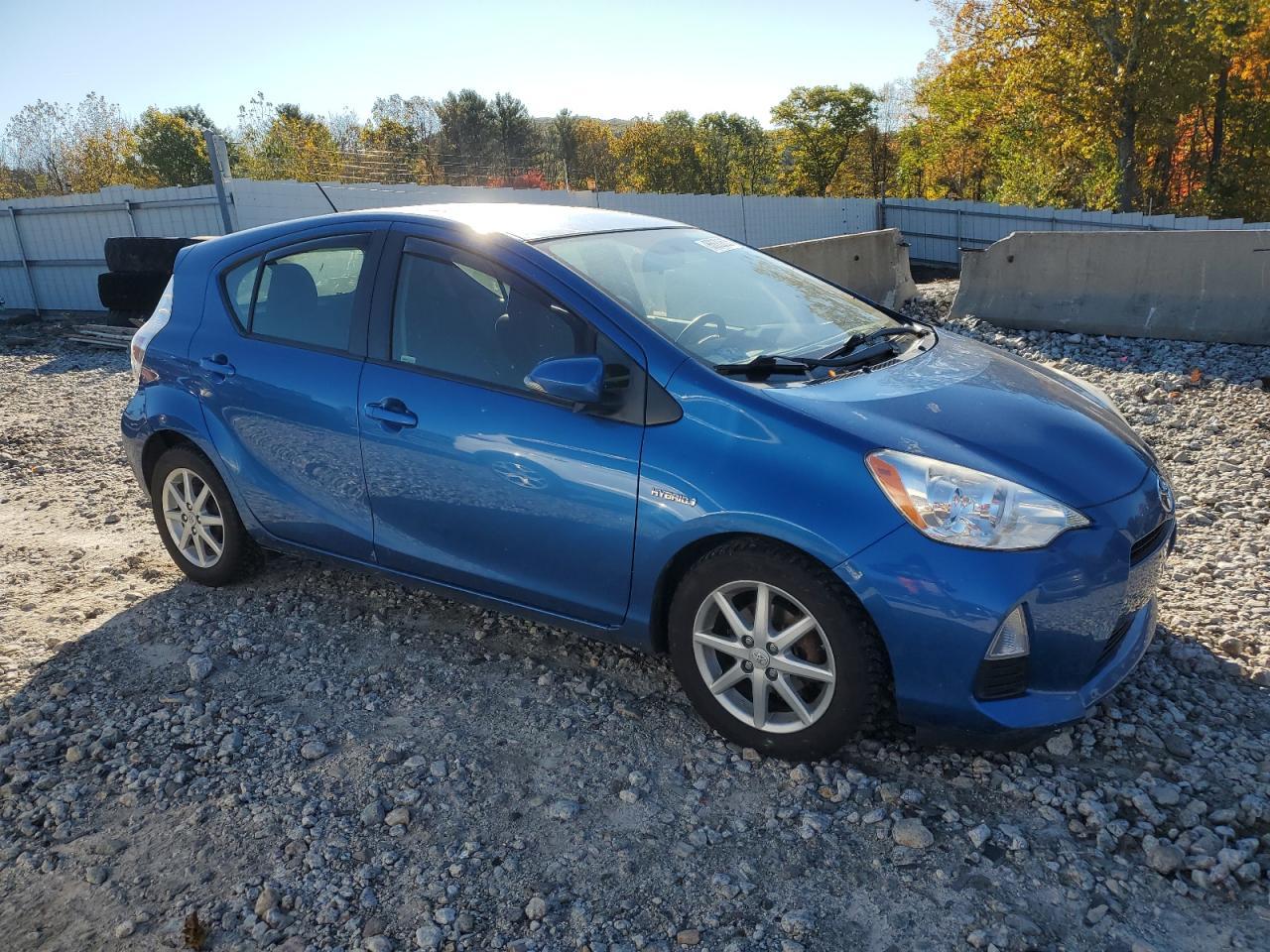 2013 TOYOTA Prius c