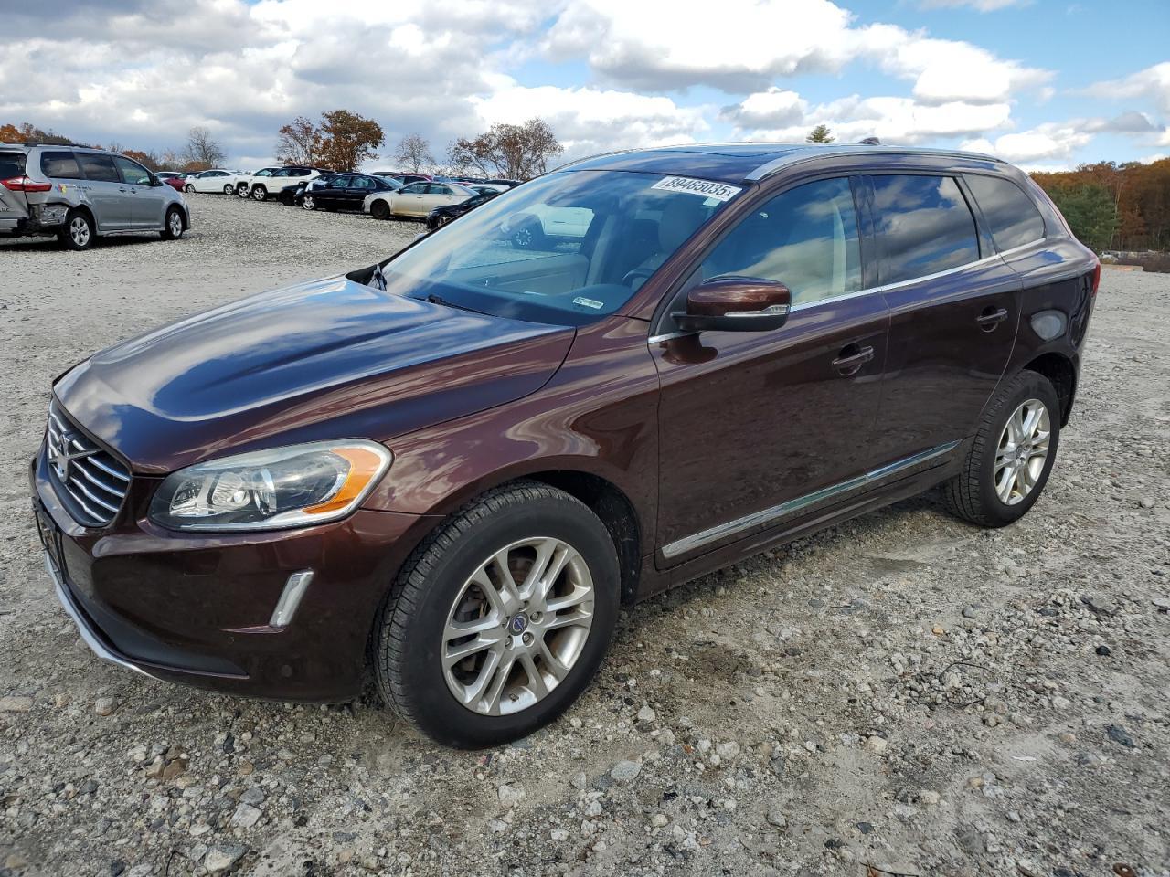 2015 VOLVO XC60