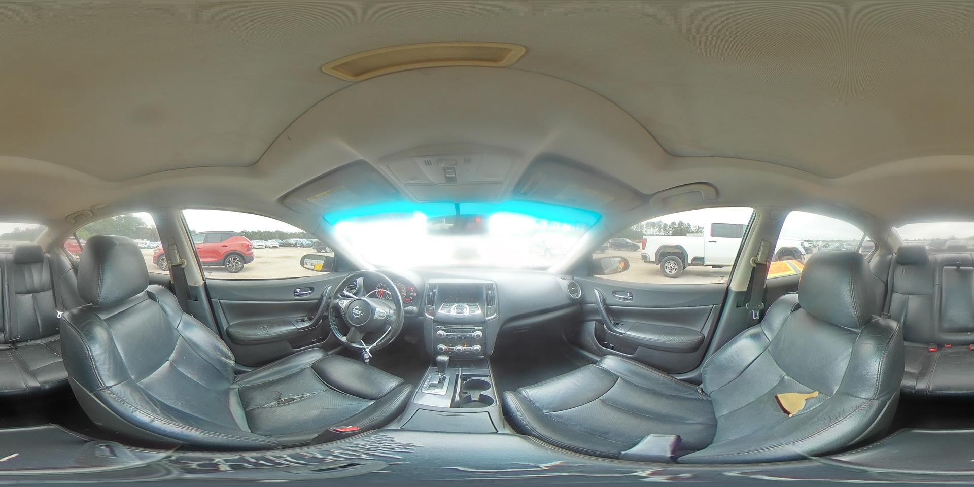 2012 NISSAN Maxima