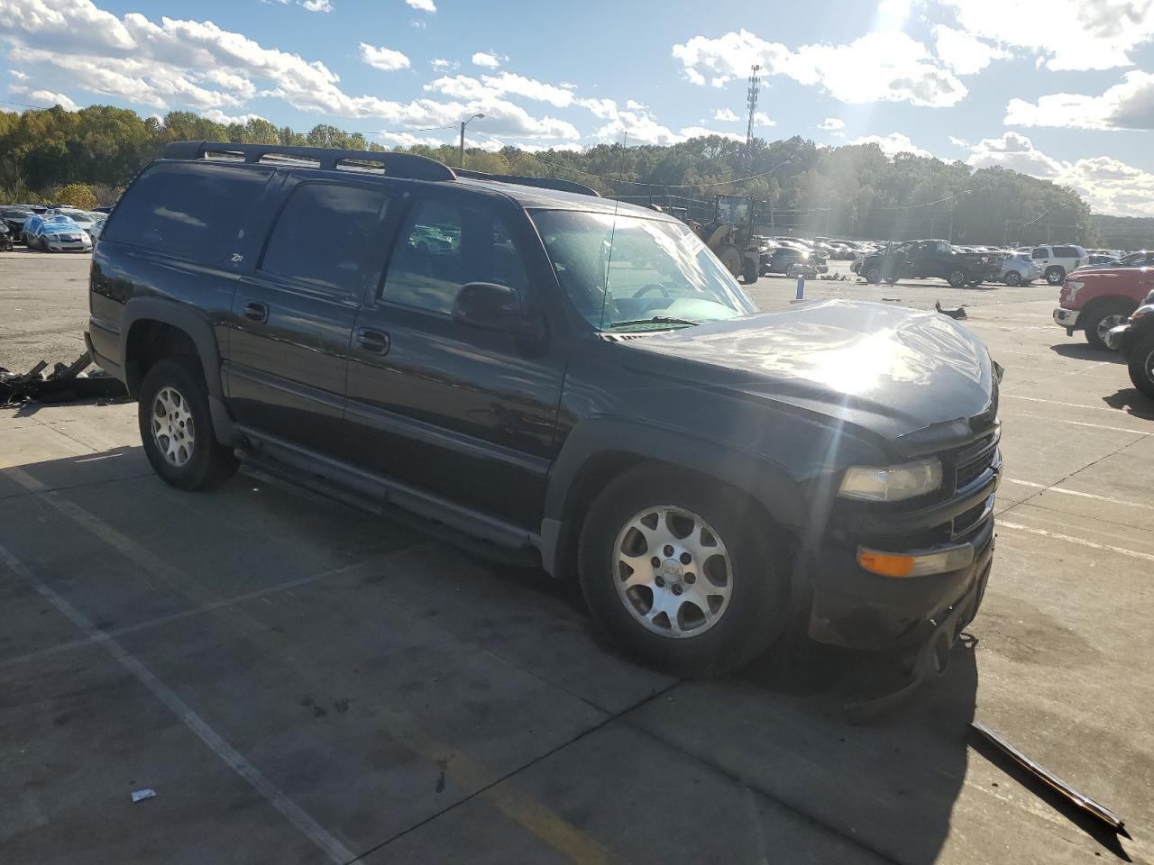 2004 CHEVROLET Suburban