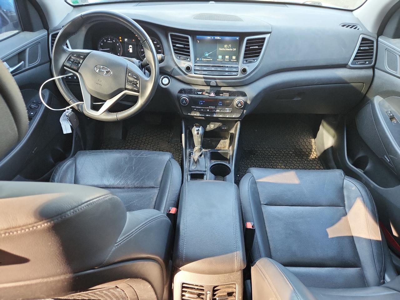 2017 HYUNDAI TUCSON