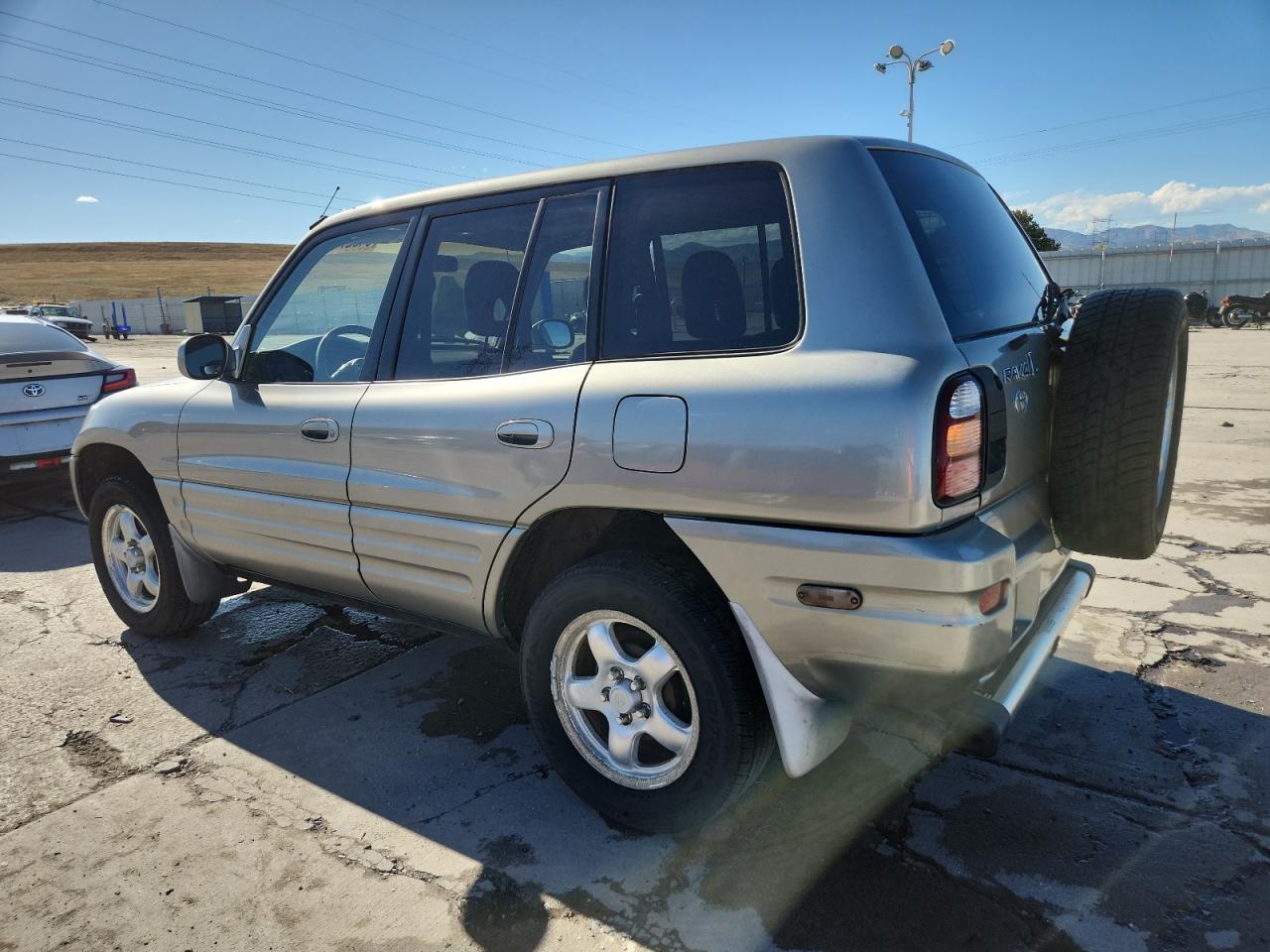 1999 TOYOTA RAV4