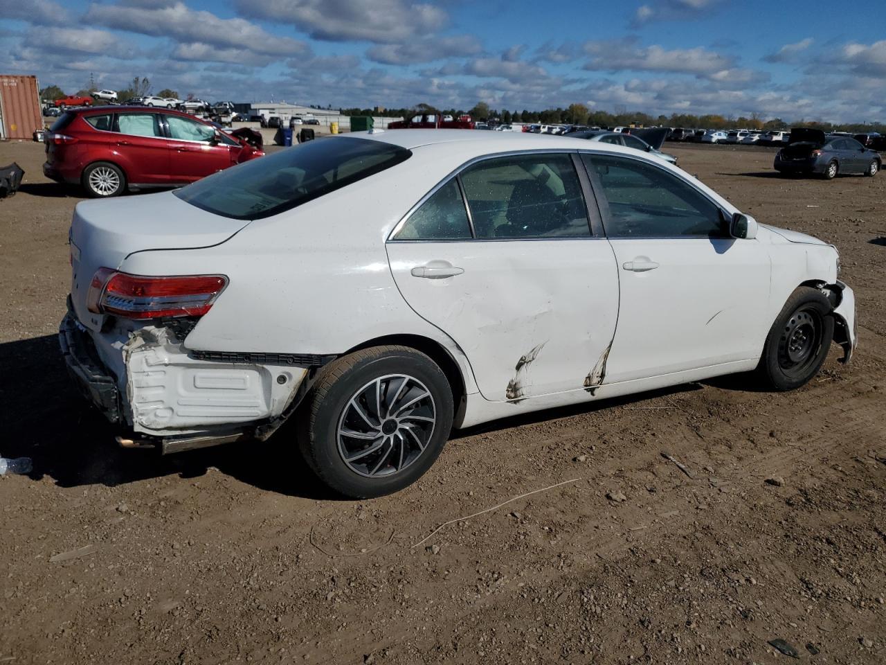 2011 TOYOTA CAMRY