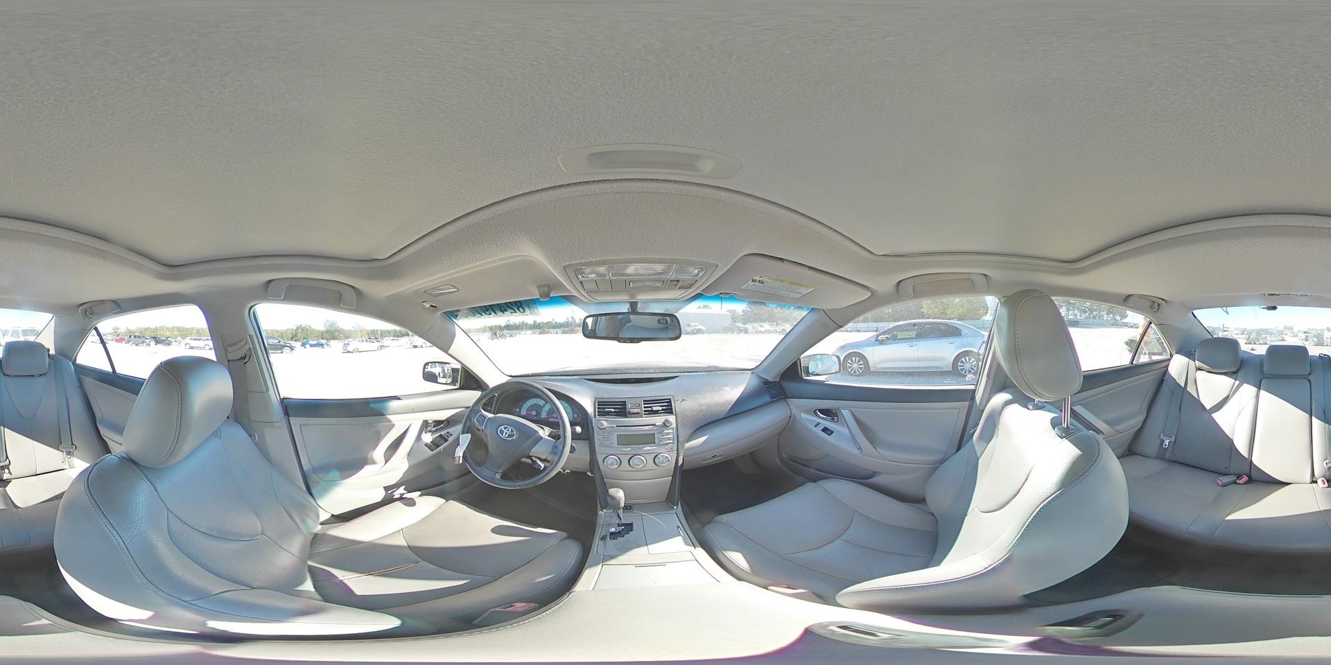 2011 TOYOTA CAMRY