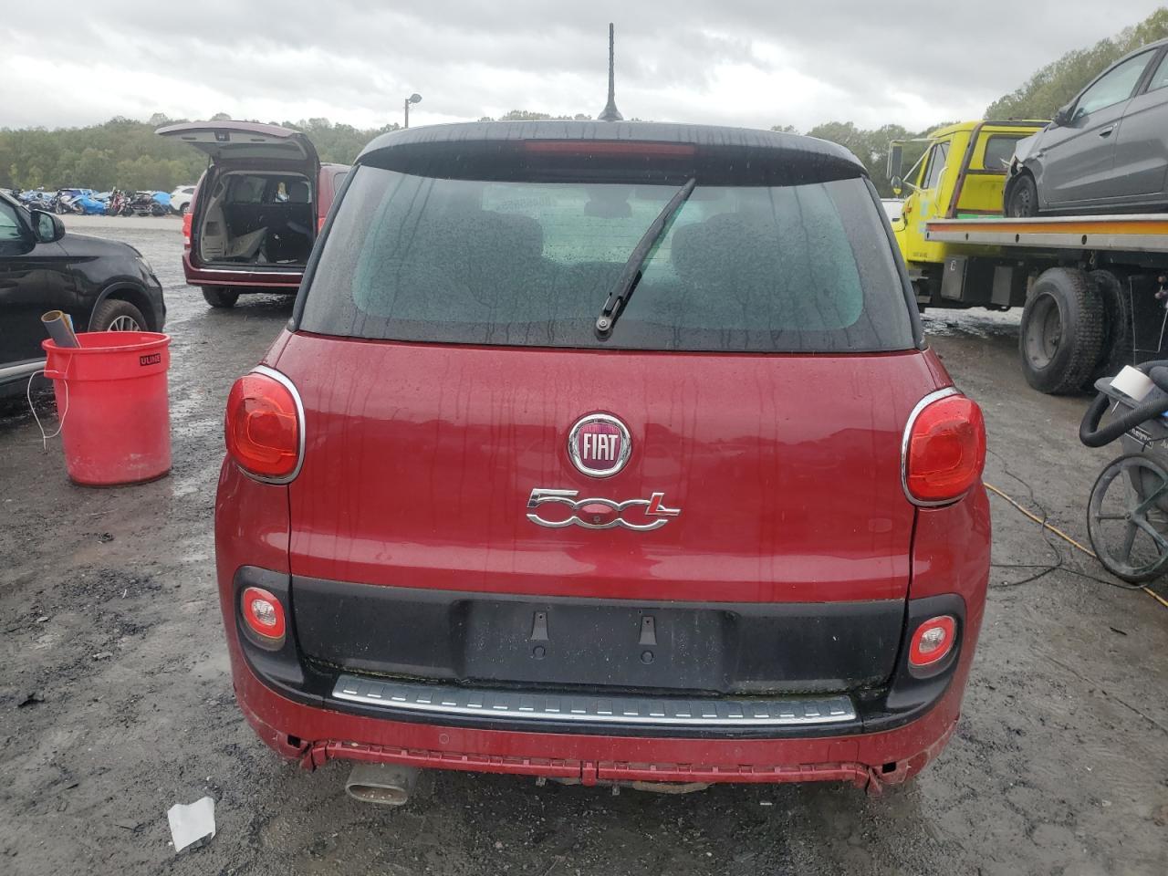 2015 FIAT 500L