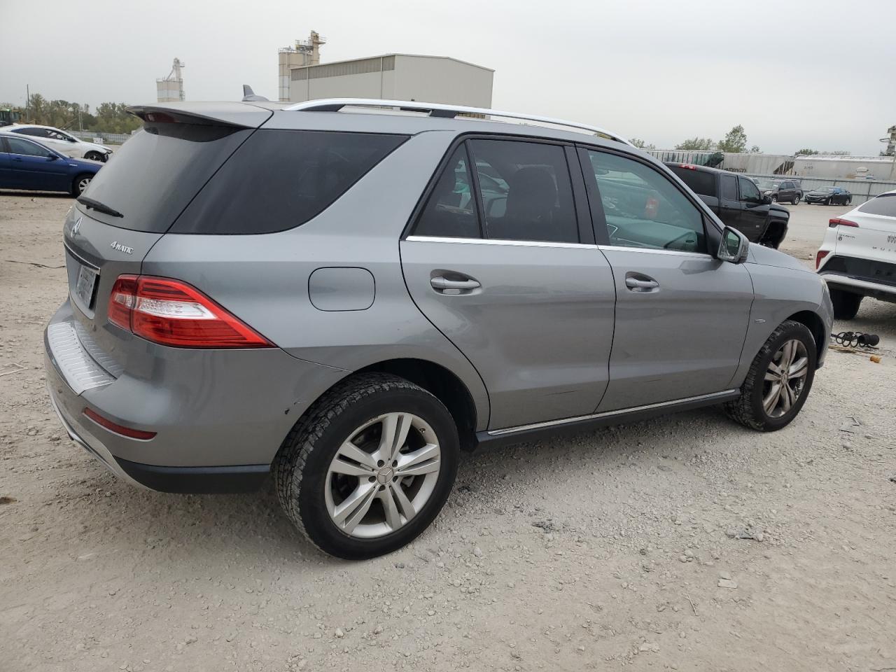 2012 MERCEDES-BENZ ML-Class