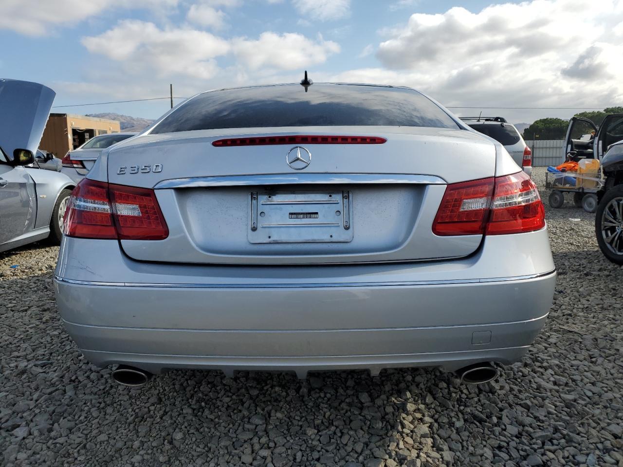 2010 MERCEDES-BENZ E-Class