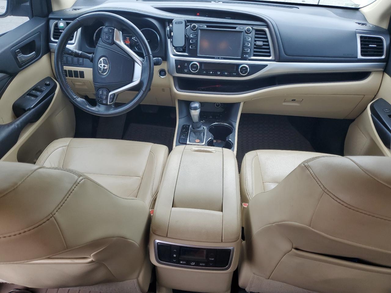 2015 TOYOTA HIGHLANDER