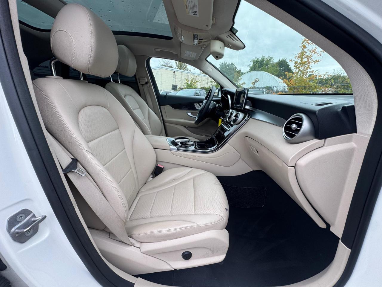 2017 MERCEDES-BENZ GLC-Class
