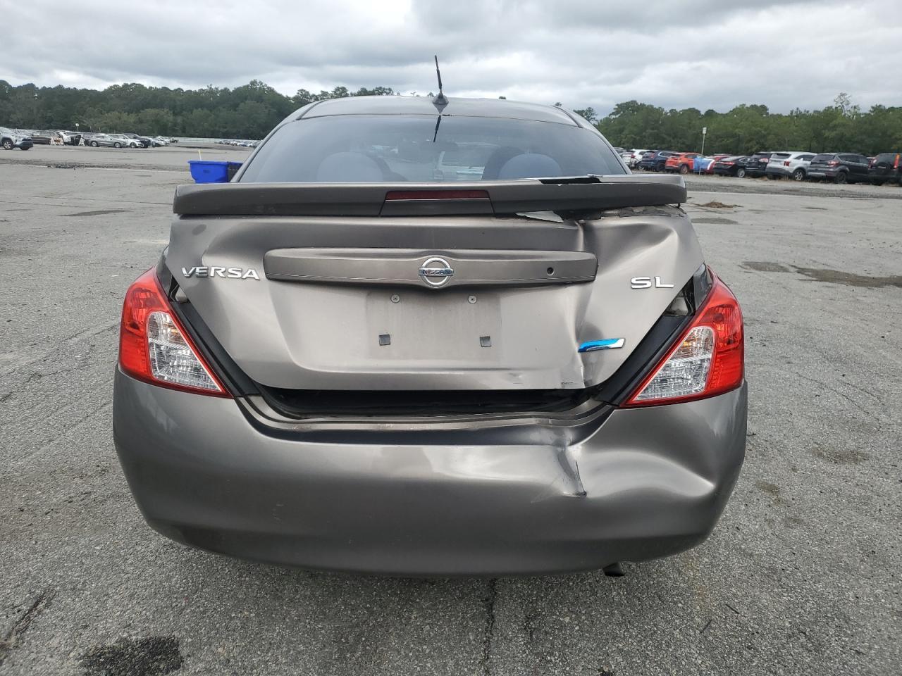 2014 NISSAN VERSA