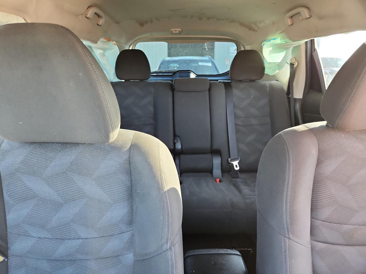 2016 NISSAN ROGUE