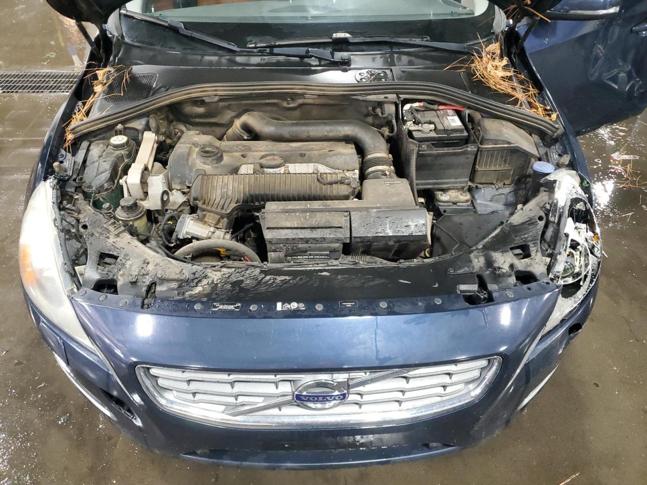 2013 VOLVO S60