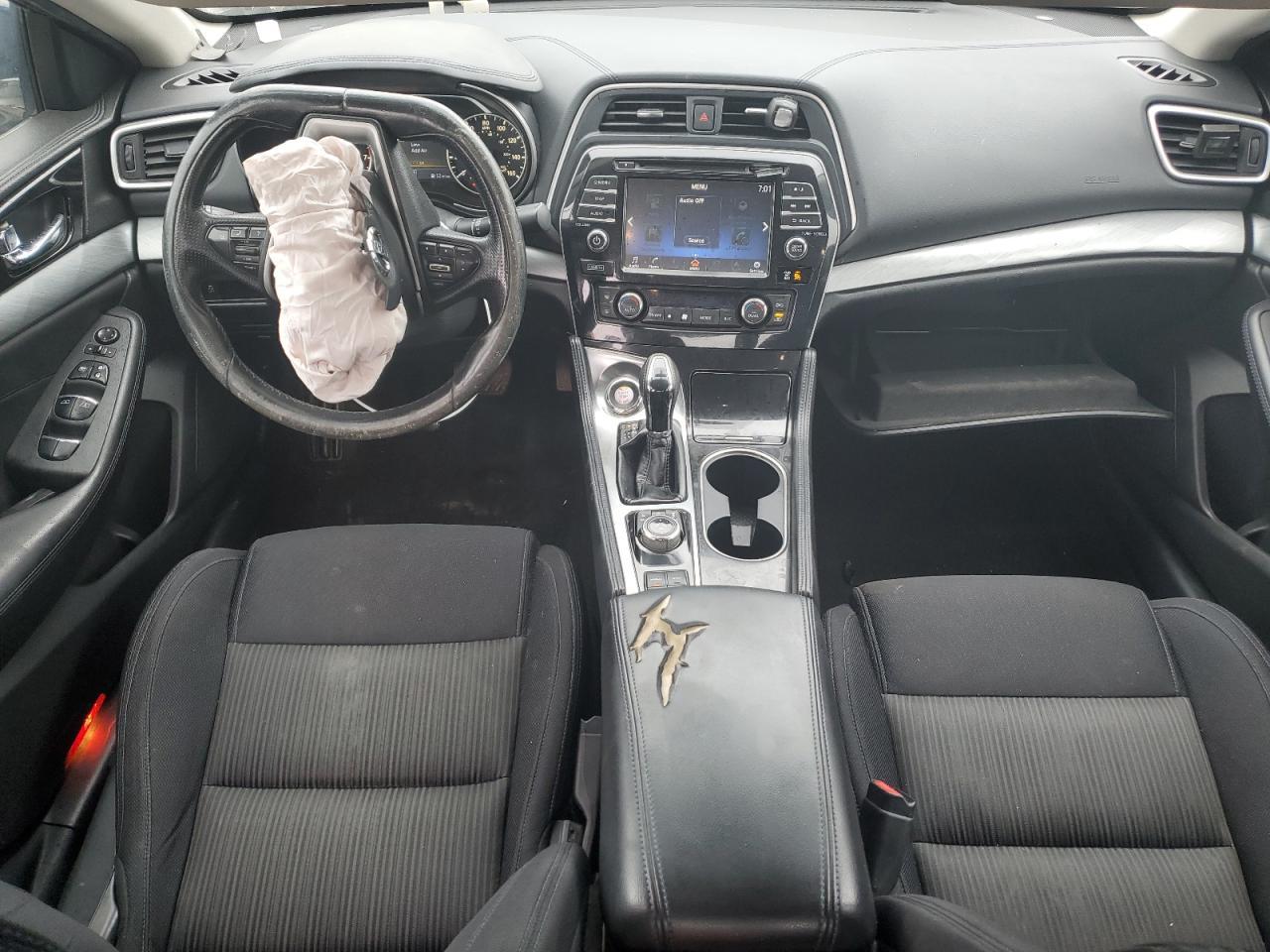 2016 NISSAN Maxima