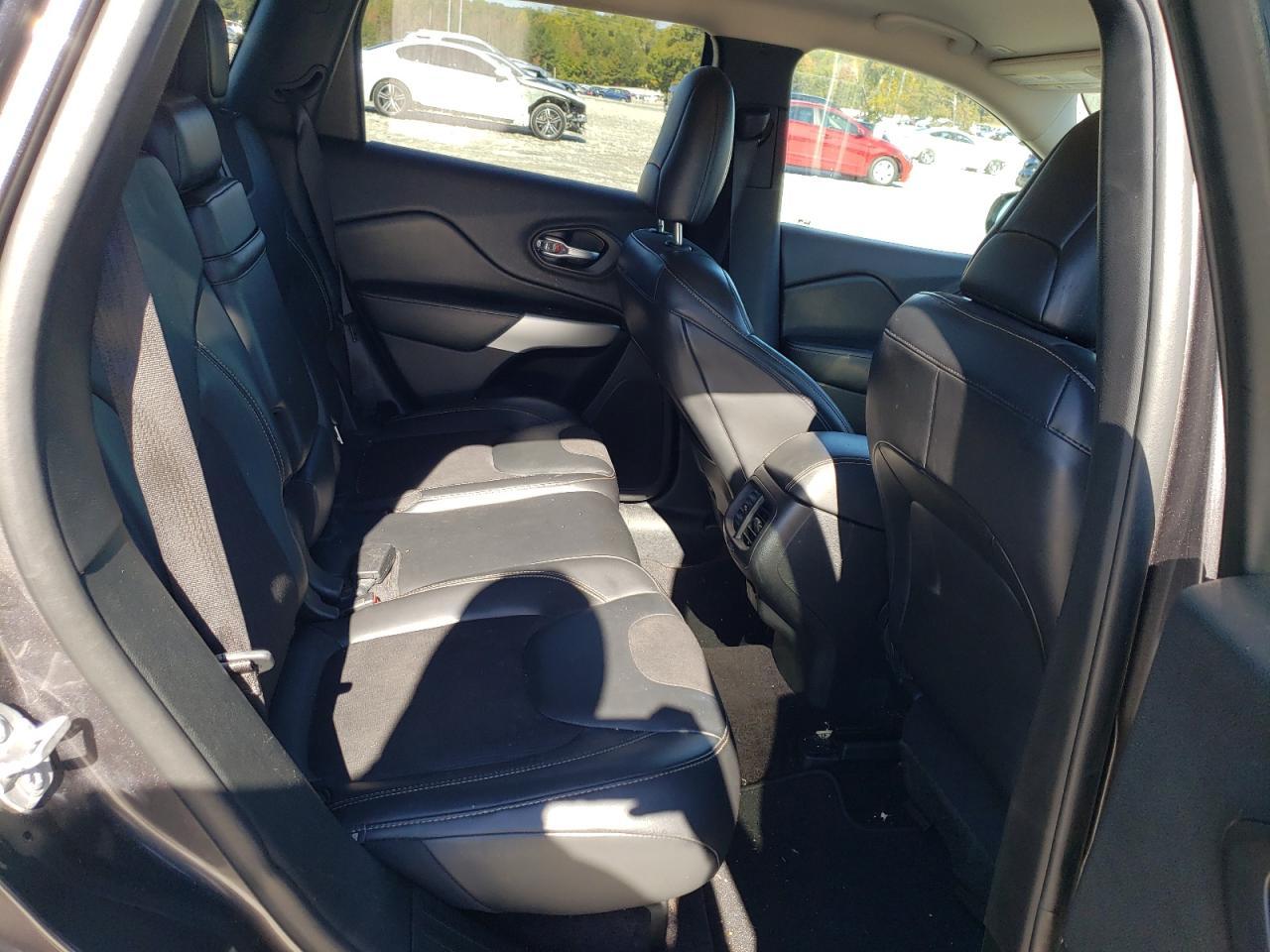 2018 JEEP CHEROKEE