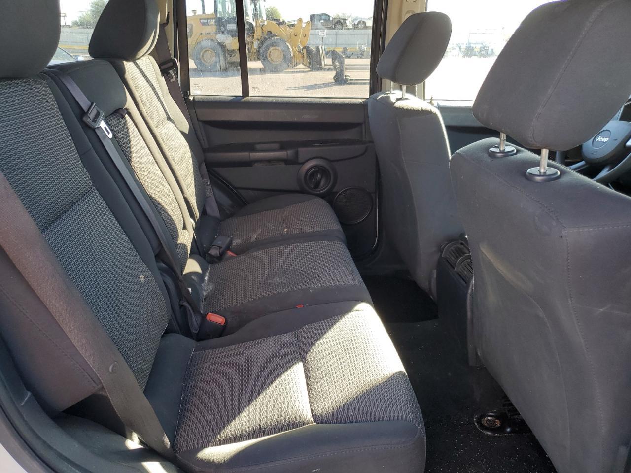 2008 JEEP Commander