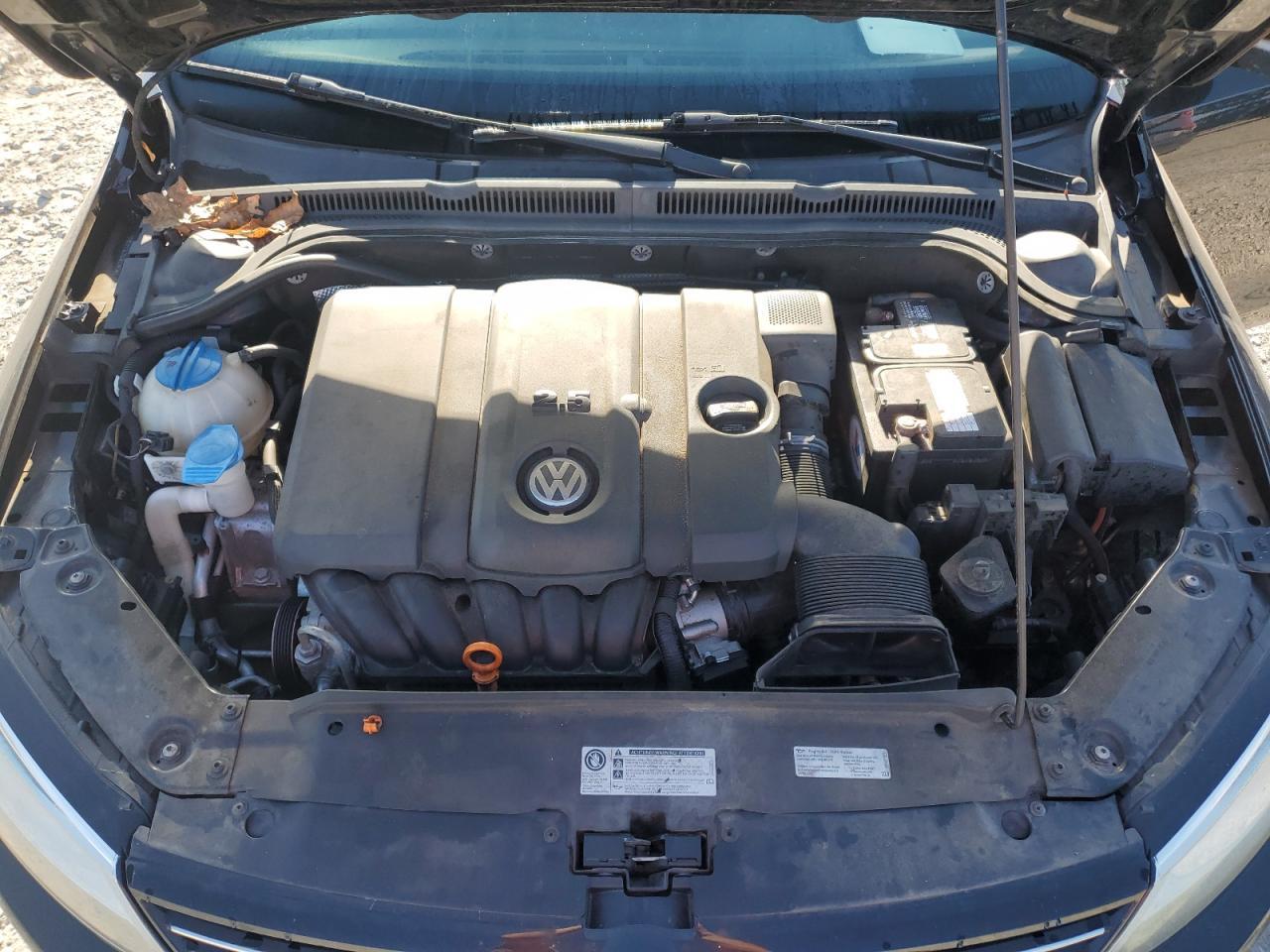 2013 VOLKSWAGEN JETTA