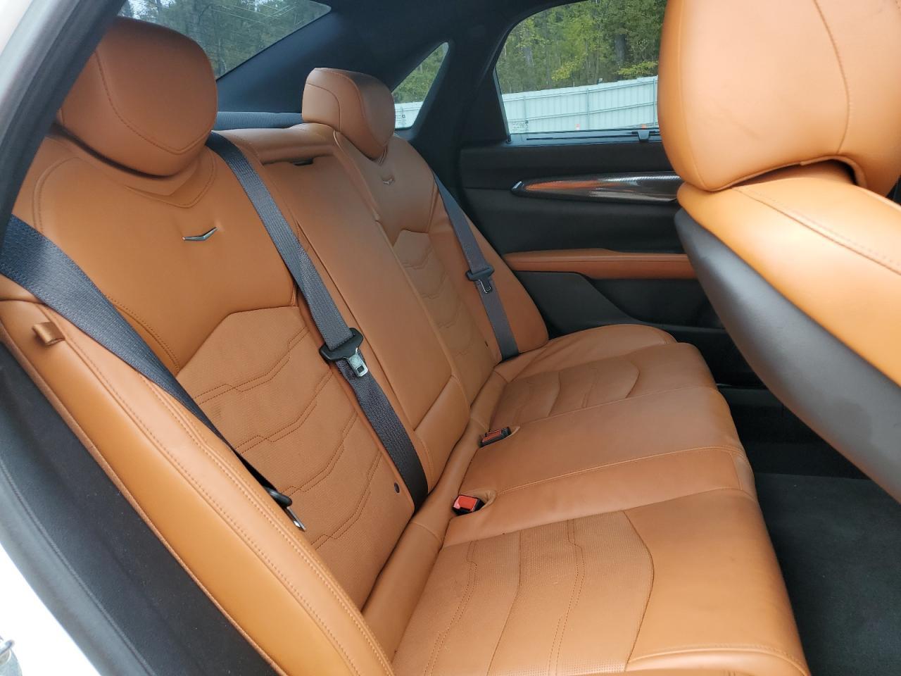2017 CADILLAC CT6