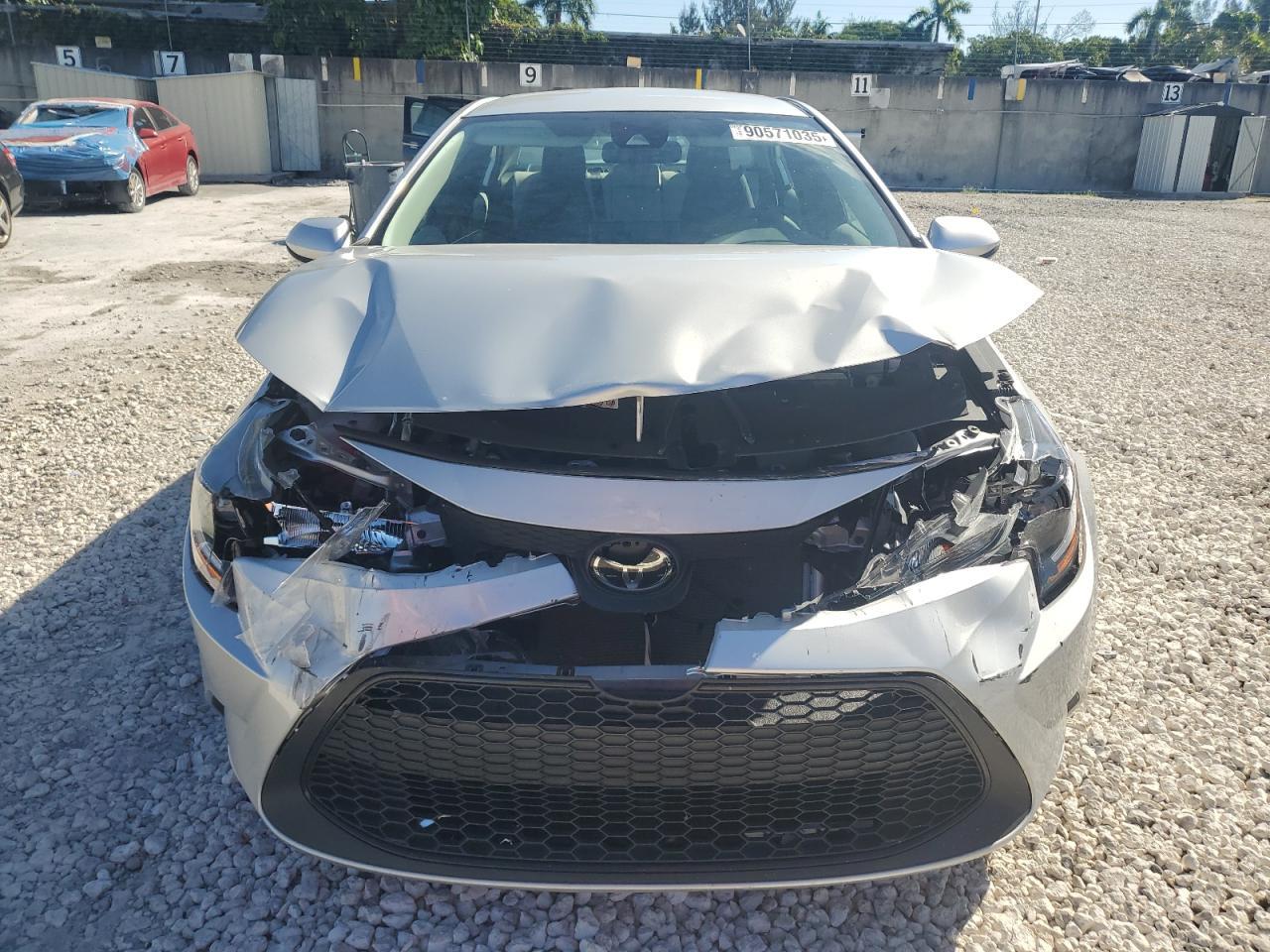 2022 TOYOTA COROLLA