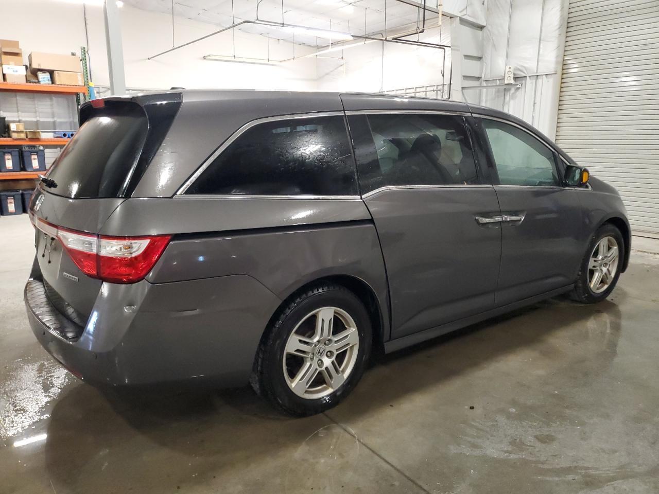 2013 HONDA ODYSSEY