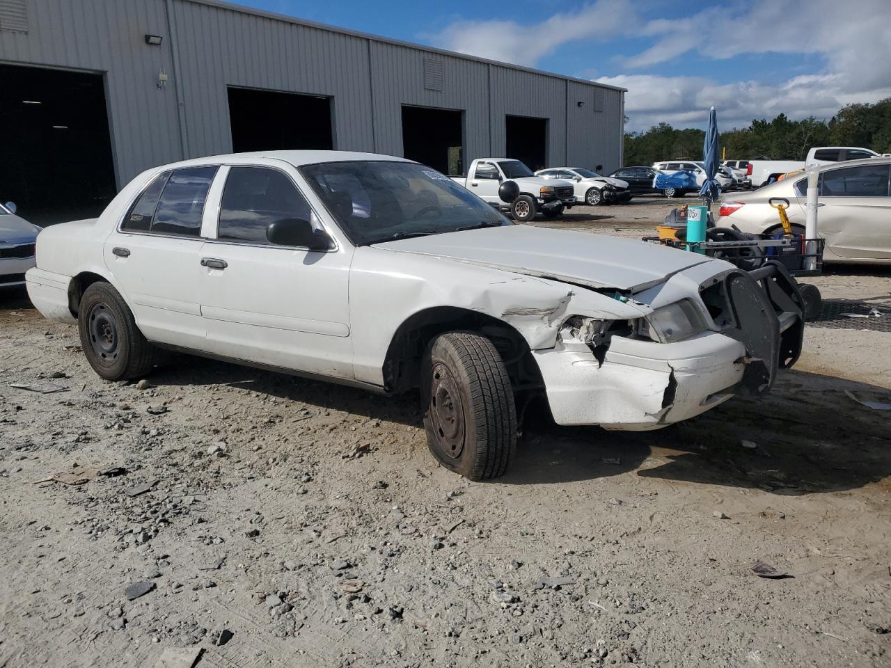 2003 FORD Crown Victoria