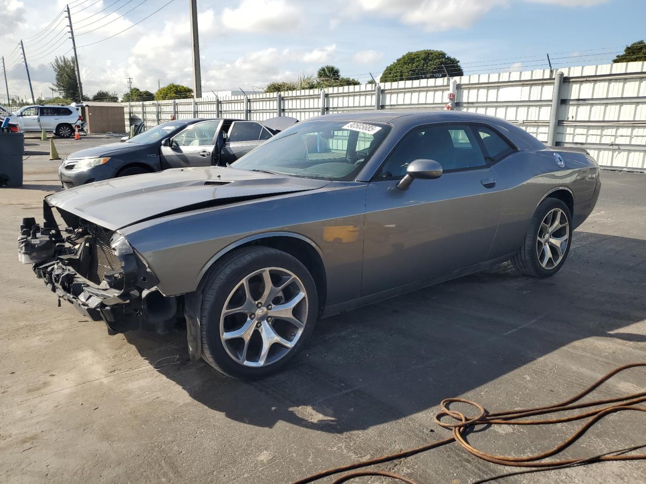 2011 DODGE Challenger