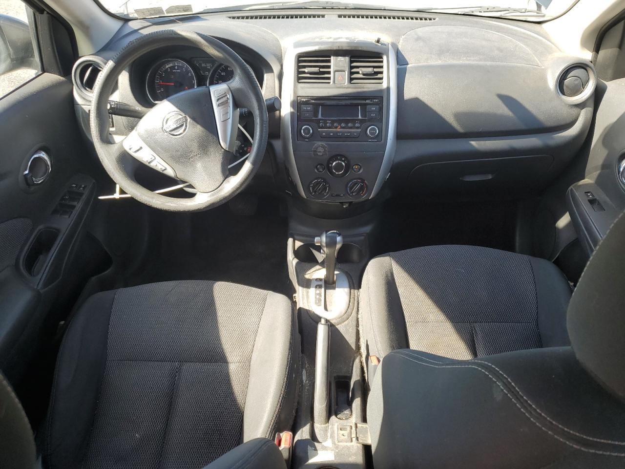 2016 NISSAN VERSA