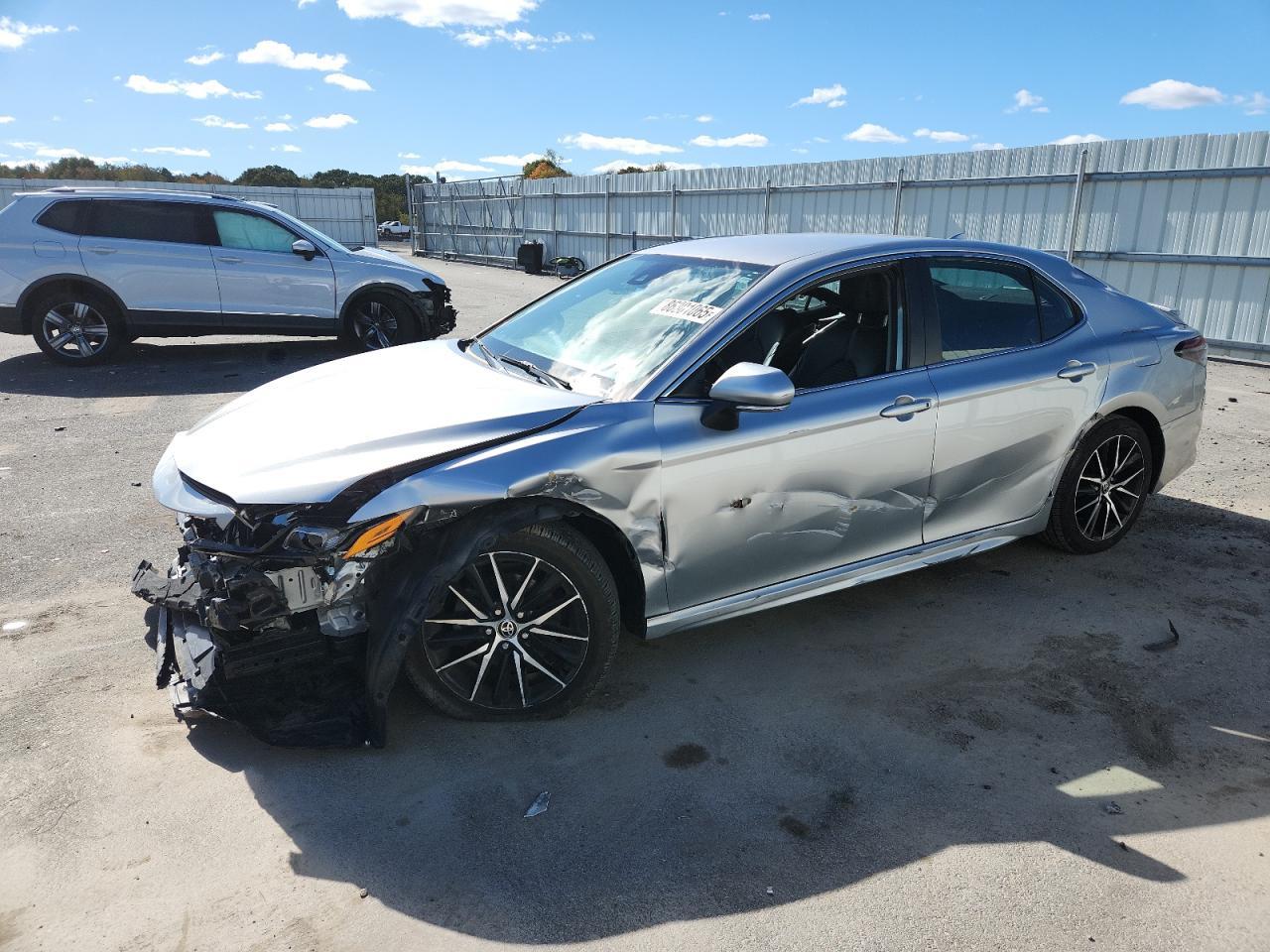 2022 TOYOTA CAMRY