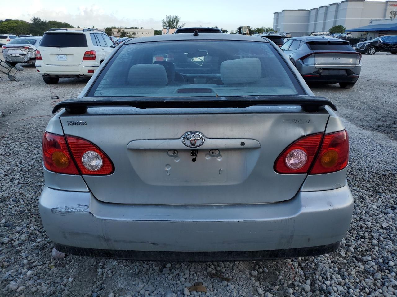 2004 TOYOTA COROLLA