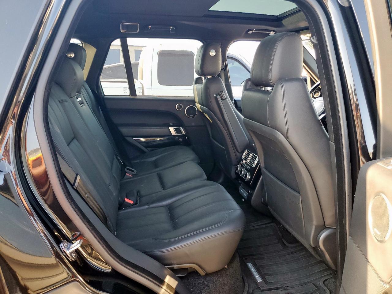 2017 LAND ROVER RANGE ROVER