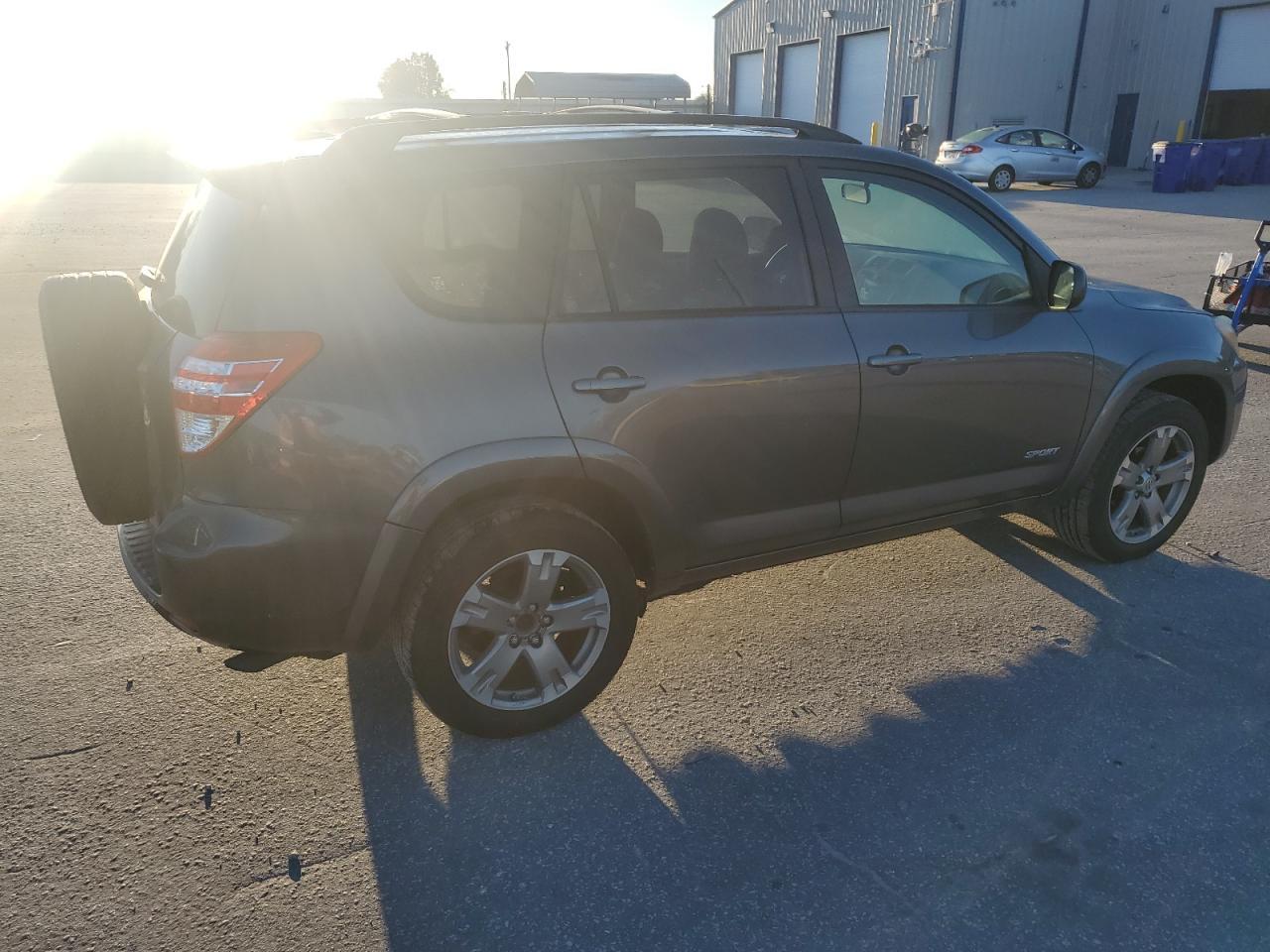 2010 TOYOTA RAV4