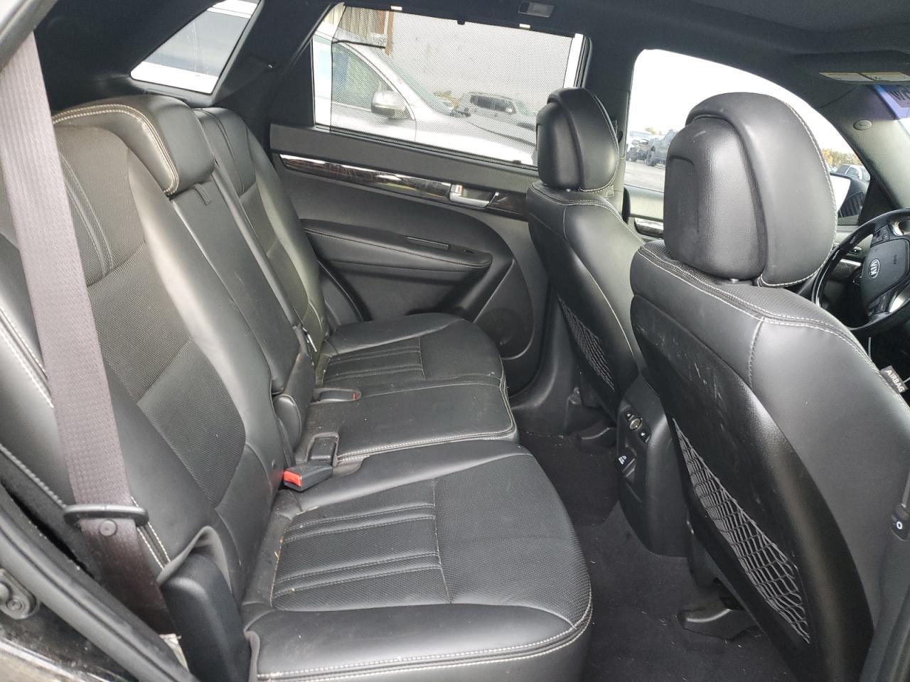 2014 KIA SORENTO
