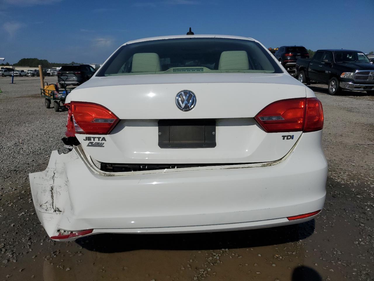 2013 VOLKSWAGEN JETTA