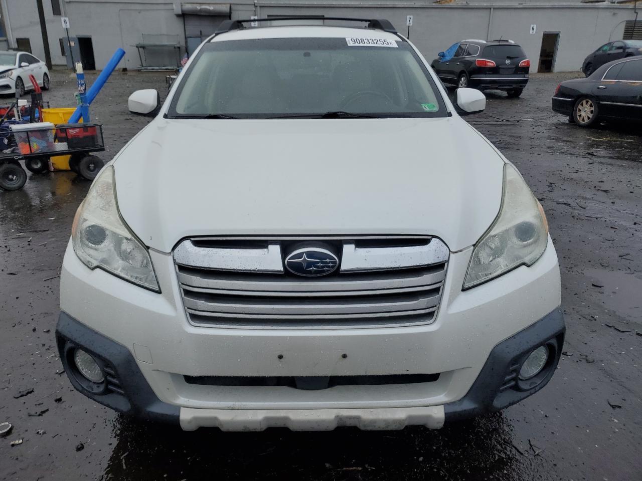 2013 SUBARU Outback