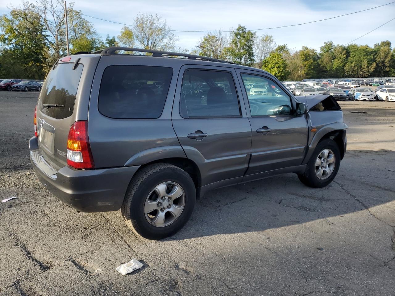 2003 MAZDA Tribute